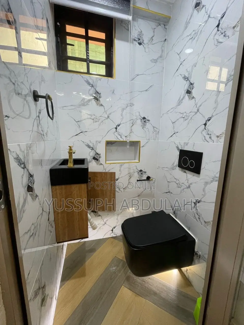 2 Bedrooms Gra Ikeja in Opebi