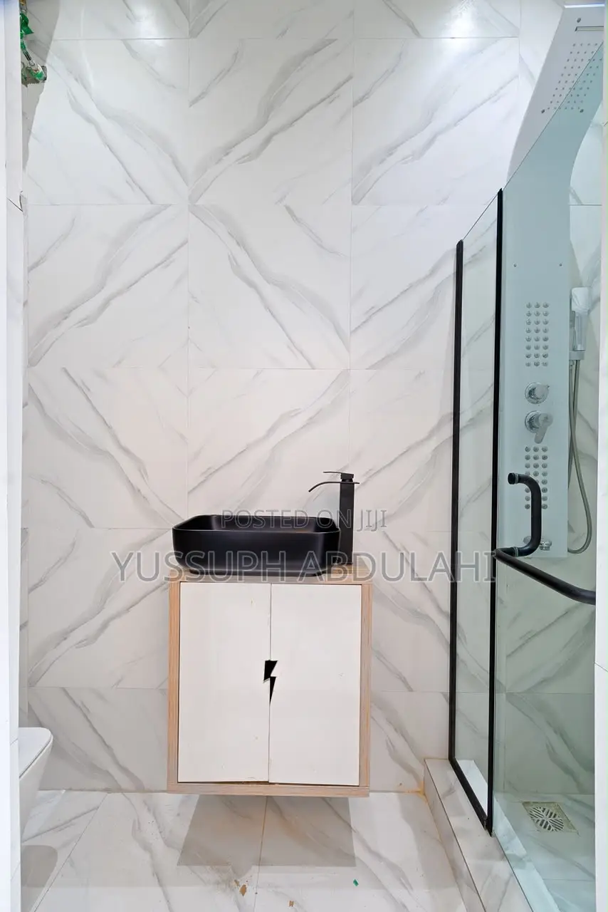 1 Bedroom Chevron in Chevron