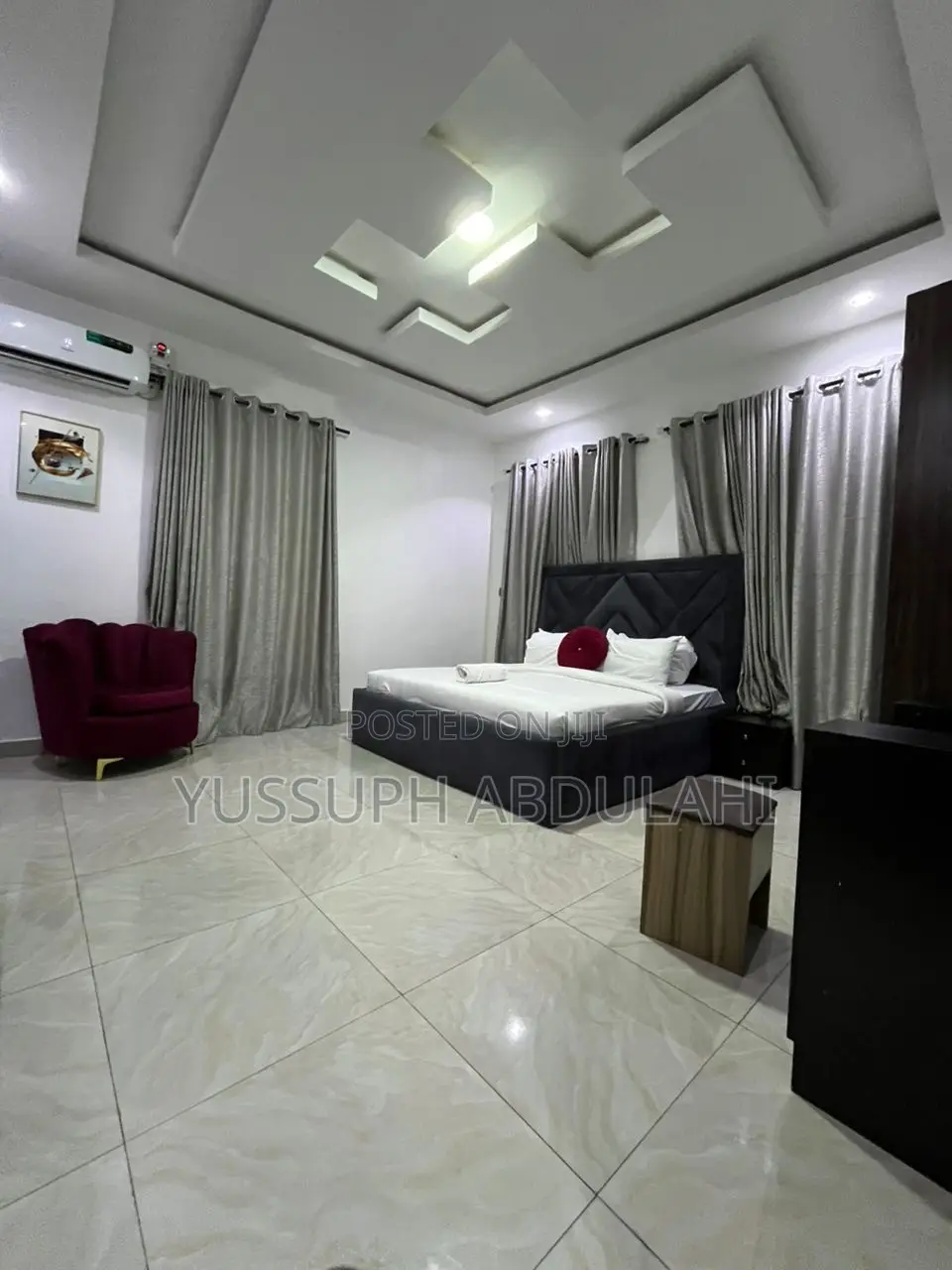 2 Bedrooms Gra Ikeja in Ikeja GRA