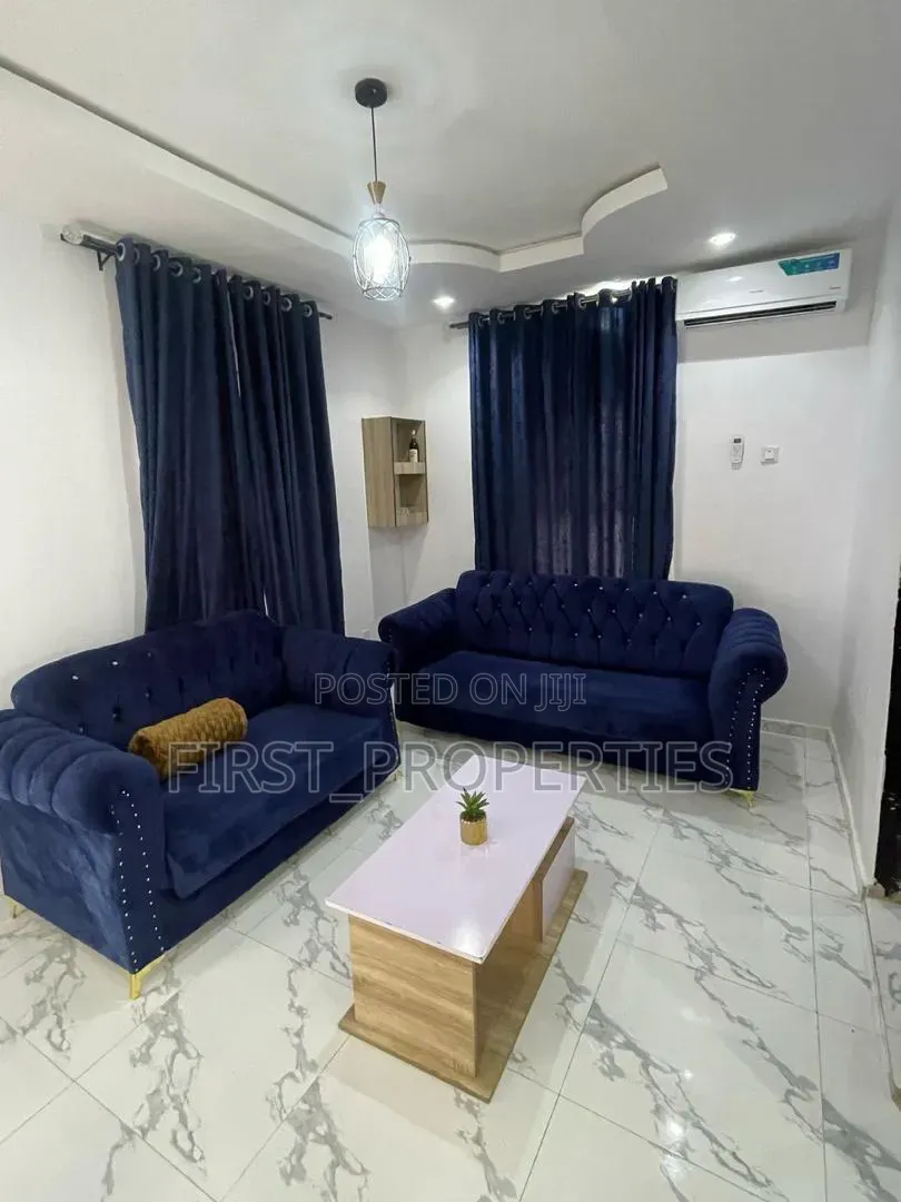 Fully Furnished Room and Parlour Self Con in Ibadan