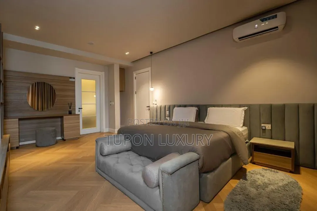 New Luxury 1bedroom Apartment With Pool, Ps5 Gym in Ahmadu Bello Way
