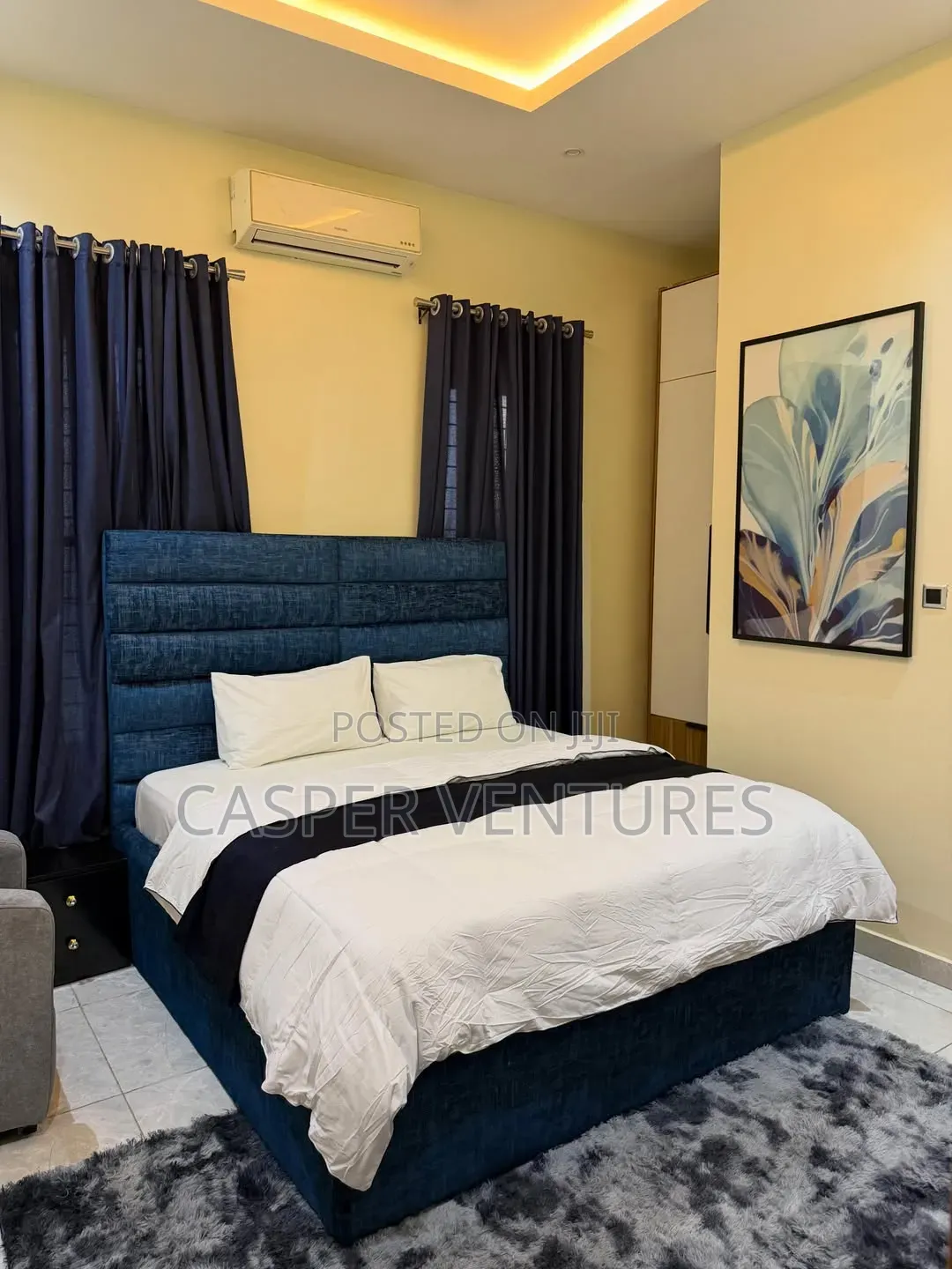 Colorful Luxurious Apartment in Ikate