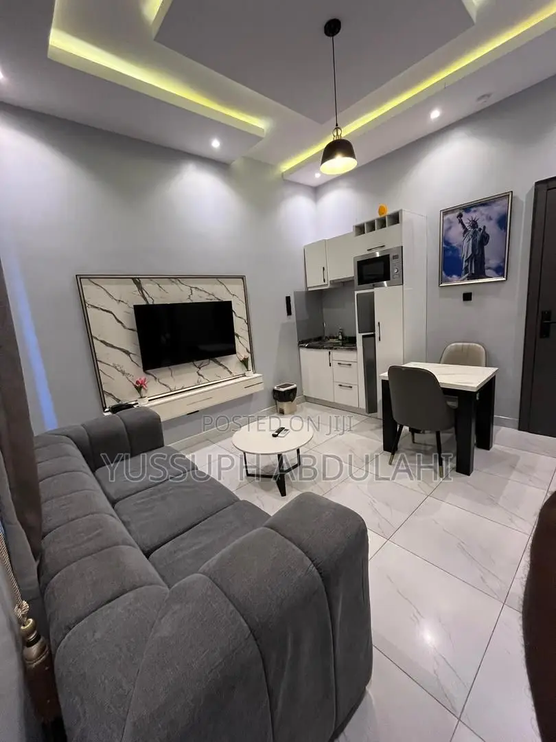 1 Bedroom Gra Ikeja in Ikeja GRA