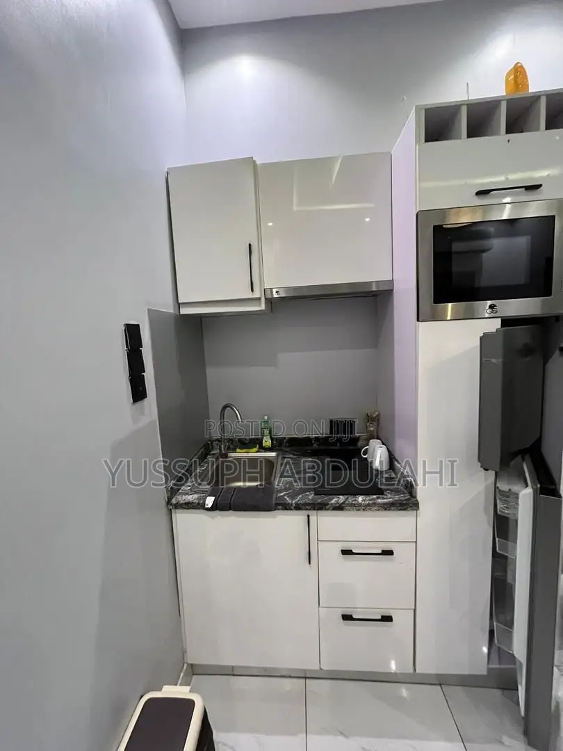 1 Bedroom Gra Ikeja in Ikeja GRA