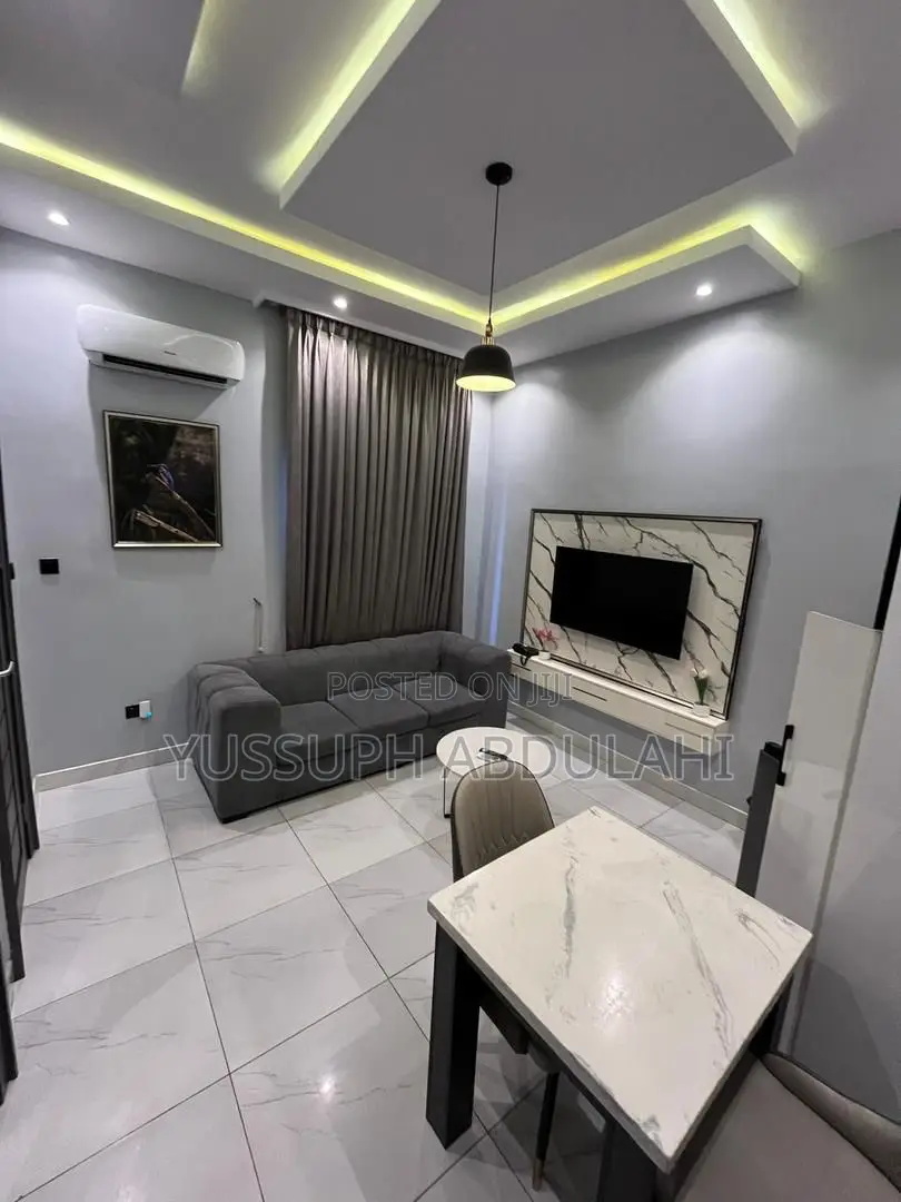 1 Bedroom Gra Ikeja in Ikeja GRA