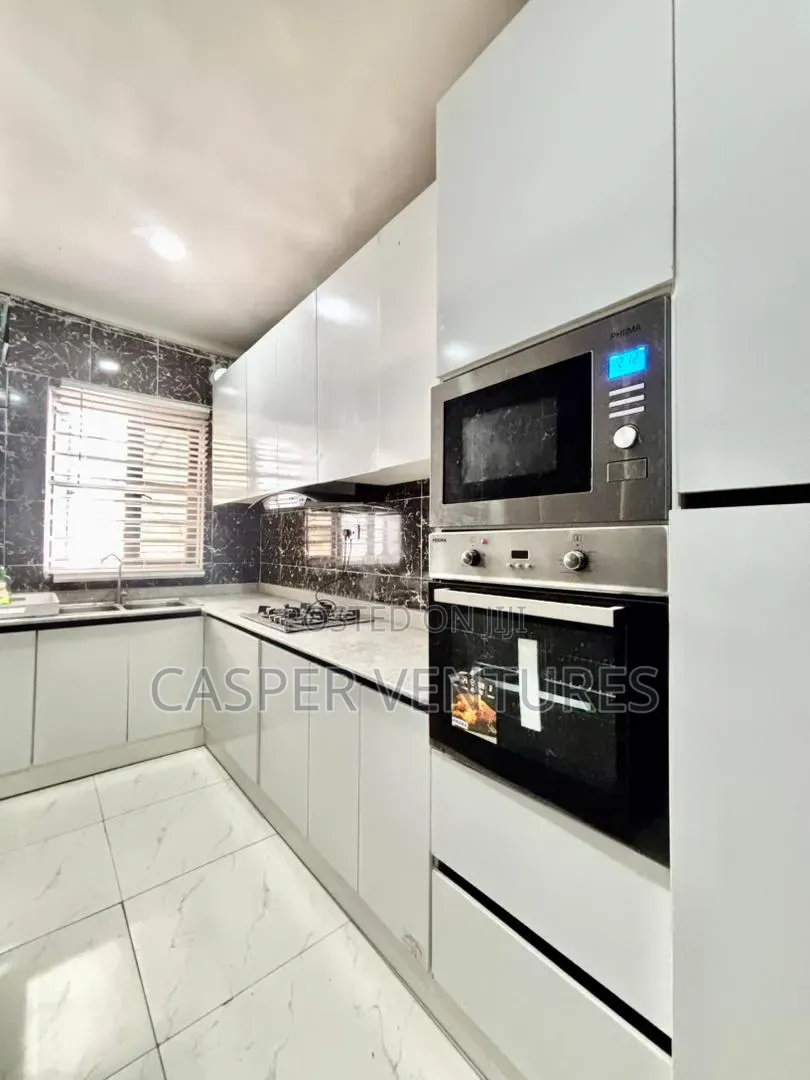 Newly Built Cozy 1bed Apartment in Lekki Phase 2
