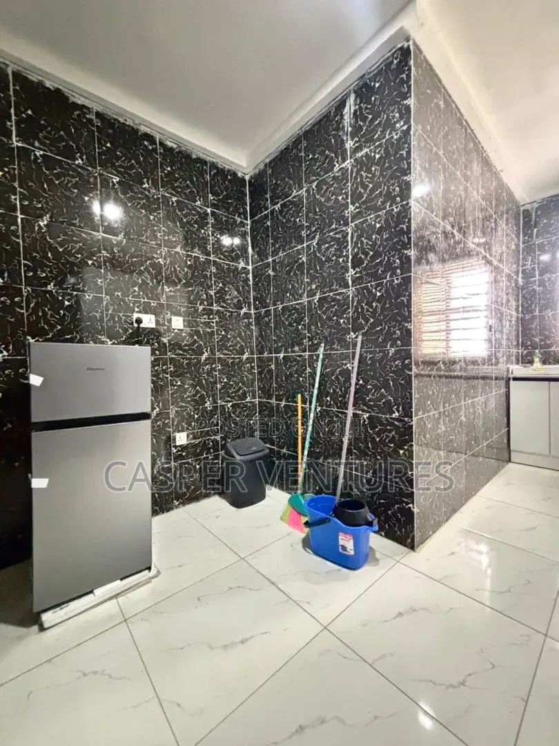 Newly Built Cozy 1bed Apartment in Lekki Phase 2