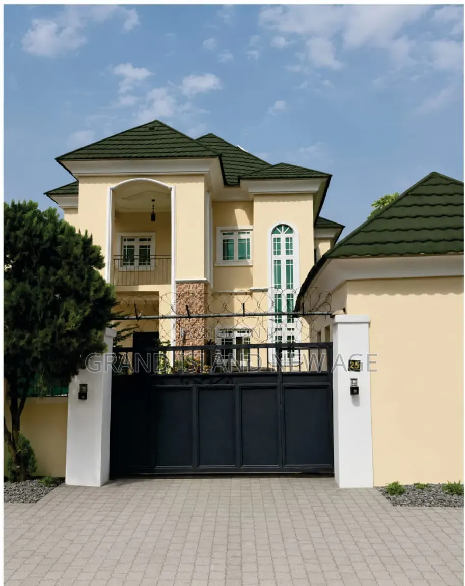 Grand Island Luxury Apartments in Katampe (Main)