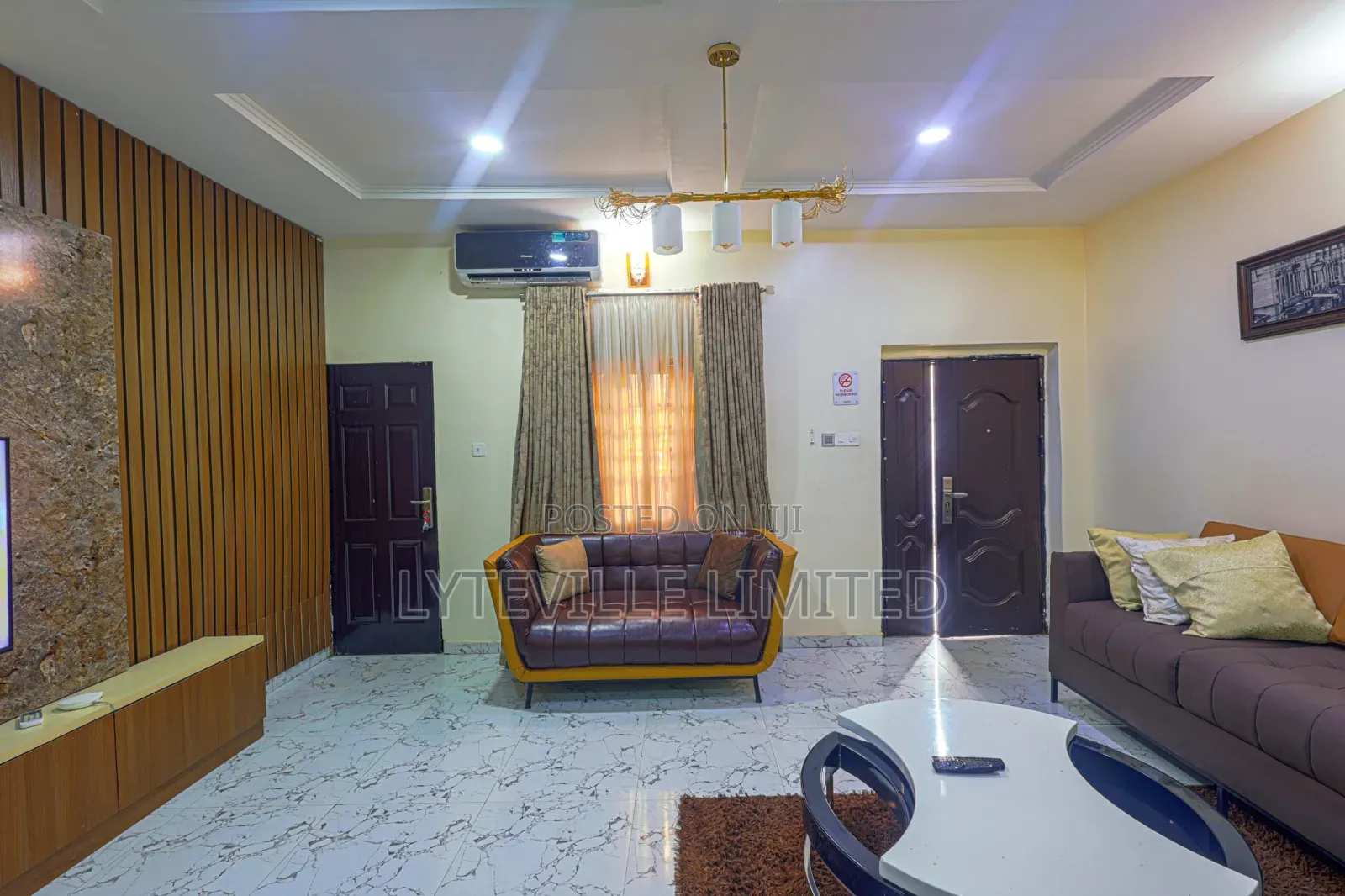 Spacious 5 Bedroom Duplex in Life Camp