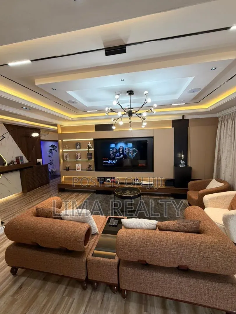 2 Bed With Lounge Area Jahi in Jahi