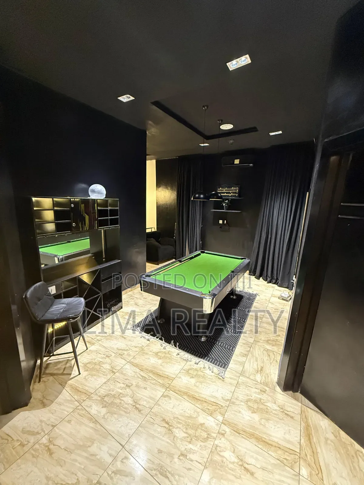 4 Bed DPK Estate With Pool in Lekki Phase 2
