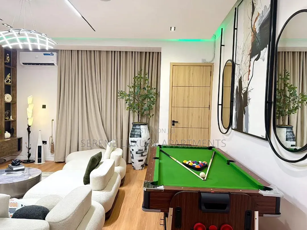 Luxury 2bedroom Apartment With Ps5 Balcony and Snooker Board in Lekki Phase 1