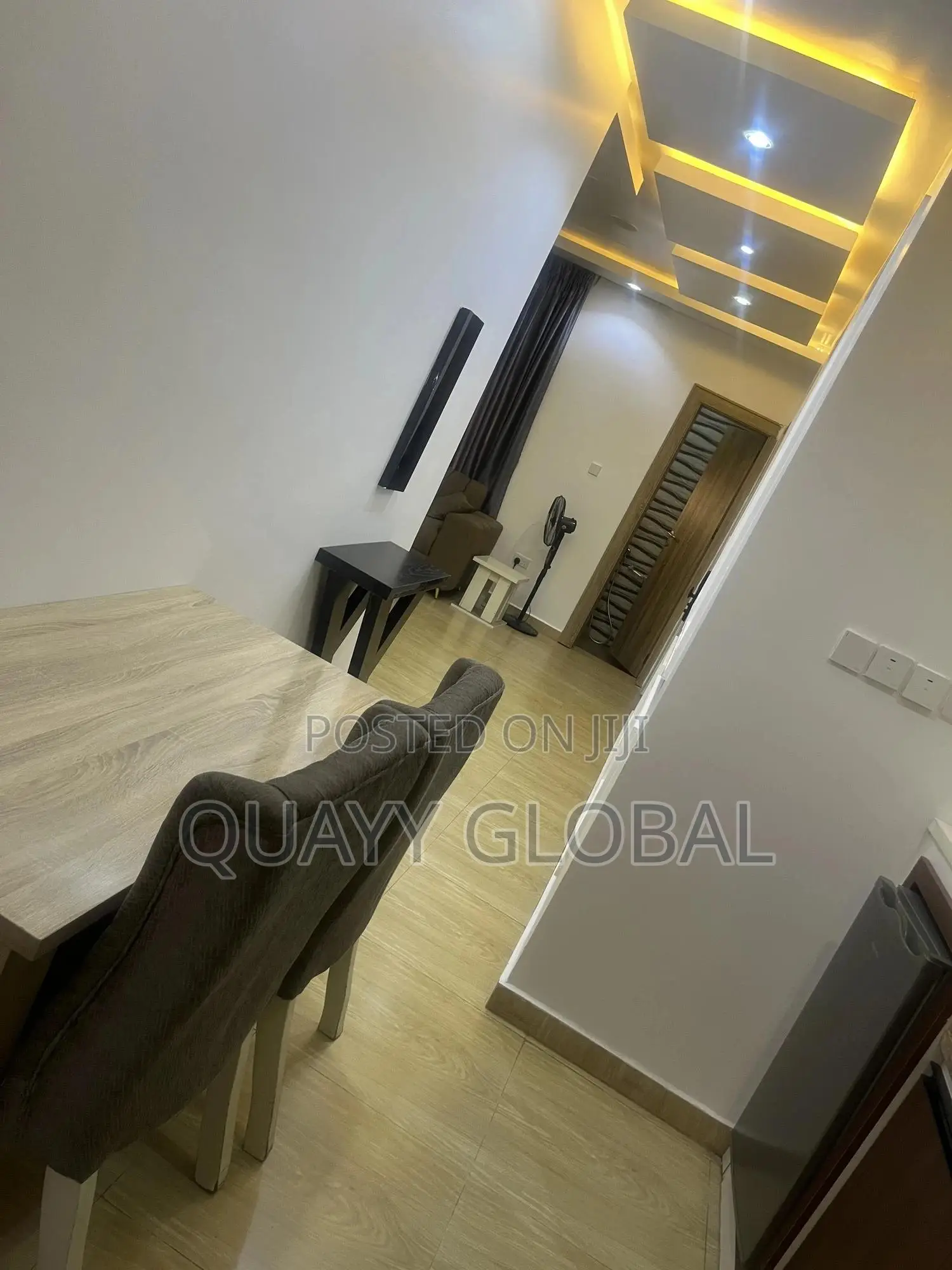 1 Bedroom Apt in a Gated Estate With Band a Light and MTN Fiber Wifi in Dawaki