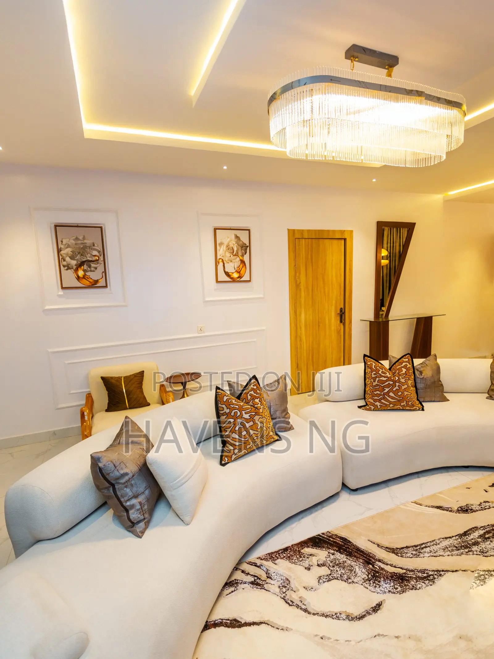 1 Bedroom Shortlet Apartment Available for Booking in Alakia