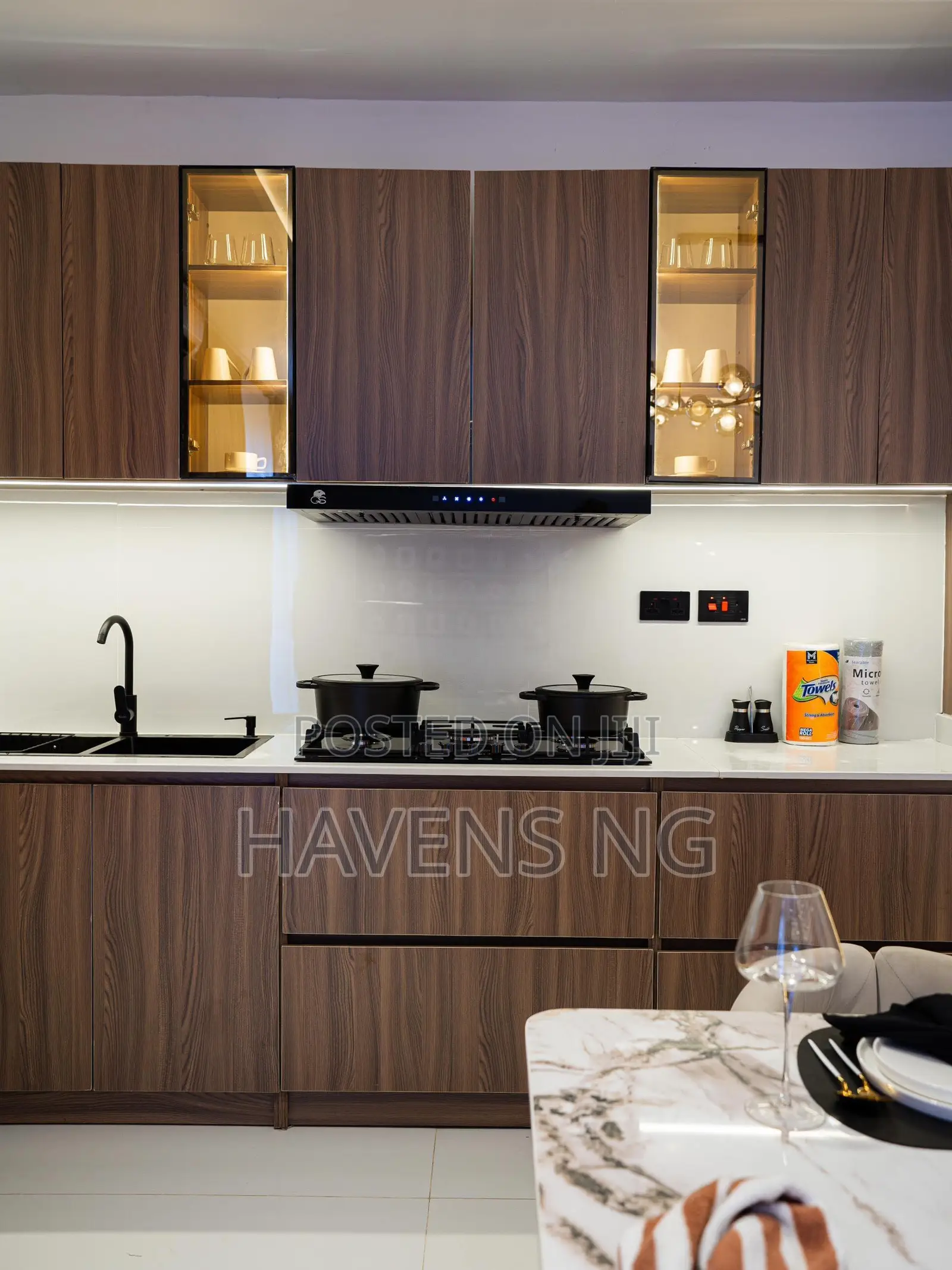 Brand New Automated 2 Bedroom Apartment in Lekki Phase 1 in Lekki Phase 1