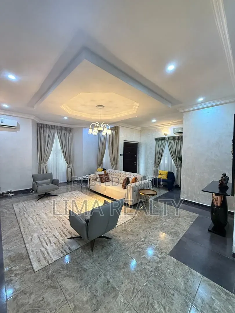 3 Bed Self Compound Phase 1 in Lekki Phase 1