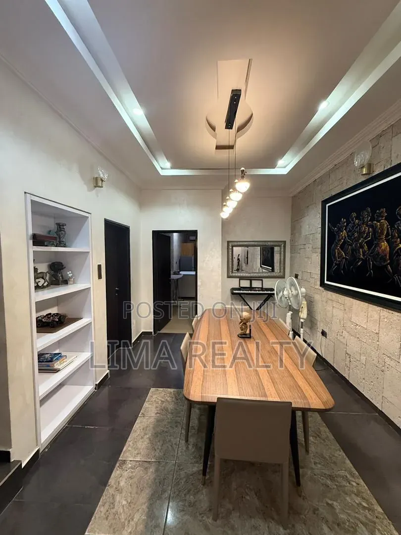 3 Bed Self Compound Phase 1 in Lekki Phase 1