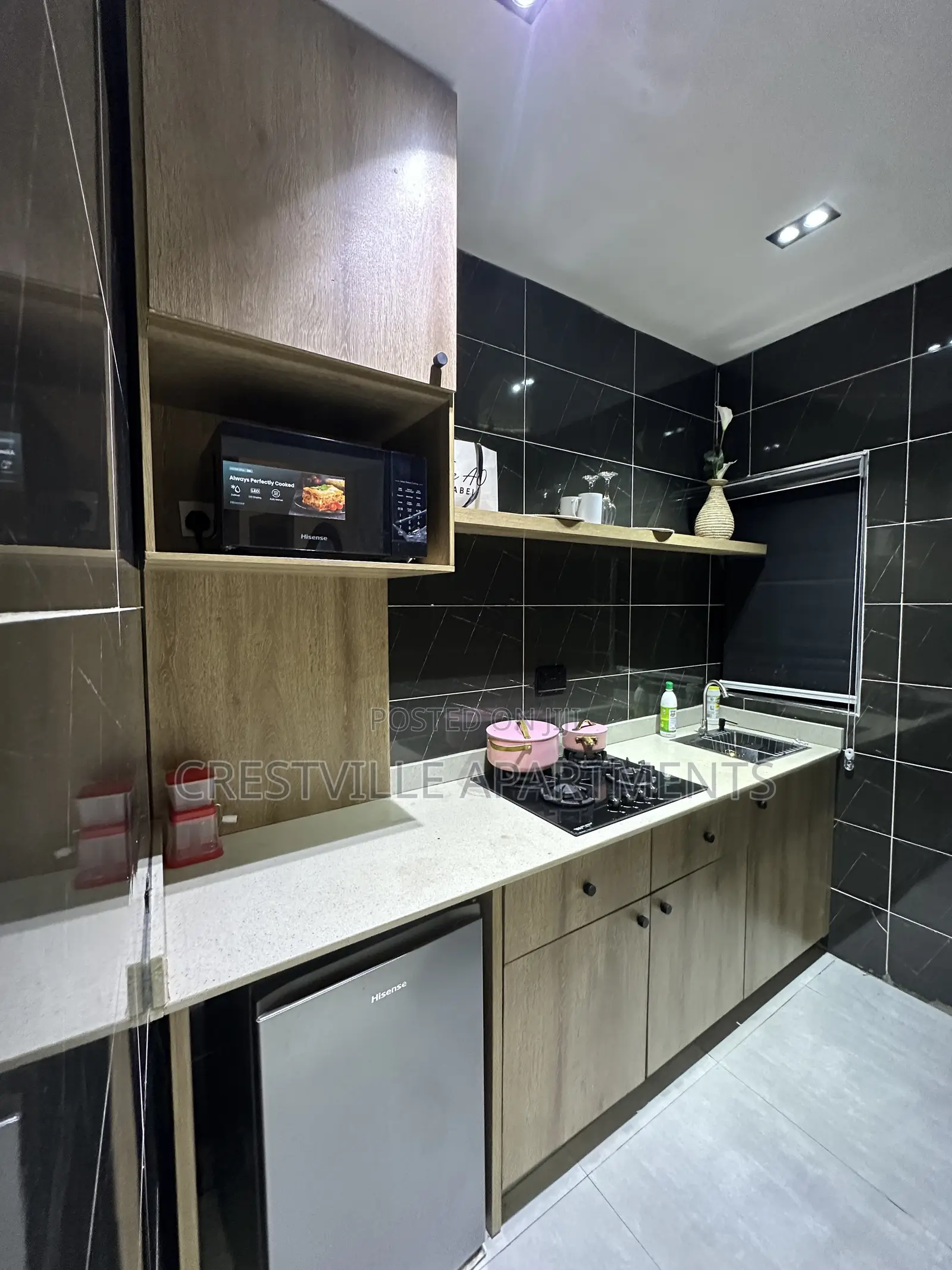 1 Bedroom Apartment in Surulere + Personal Balcony in Surulere