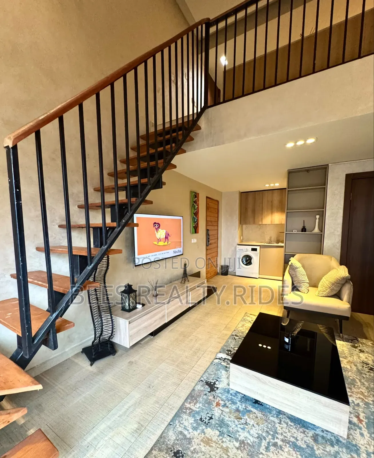 Modern Loft Studio Apartment With City View, Rooftop a Balcony in Sabo / Yaba