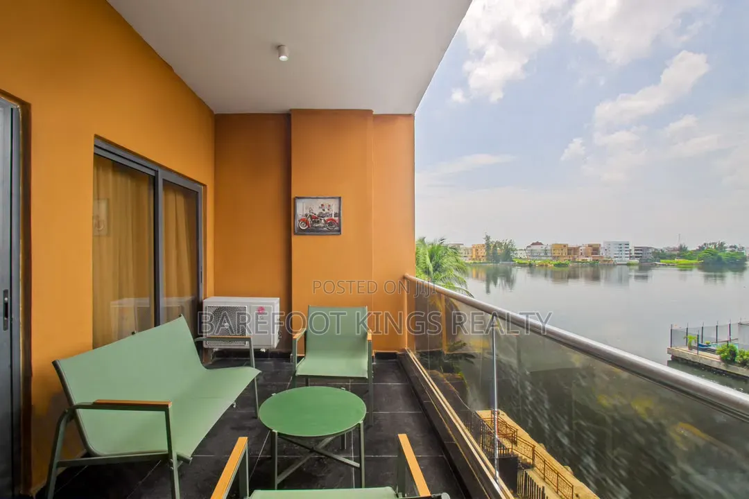 Luxury 3Bedroom Waterfront Apartment in Banana Island