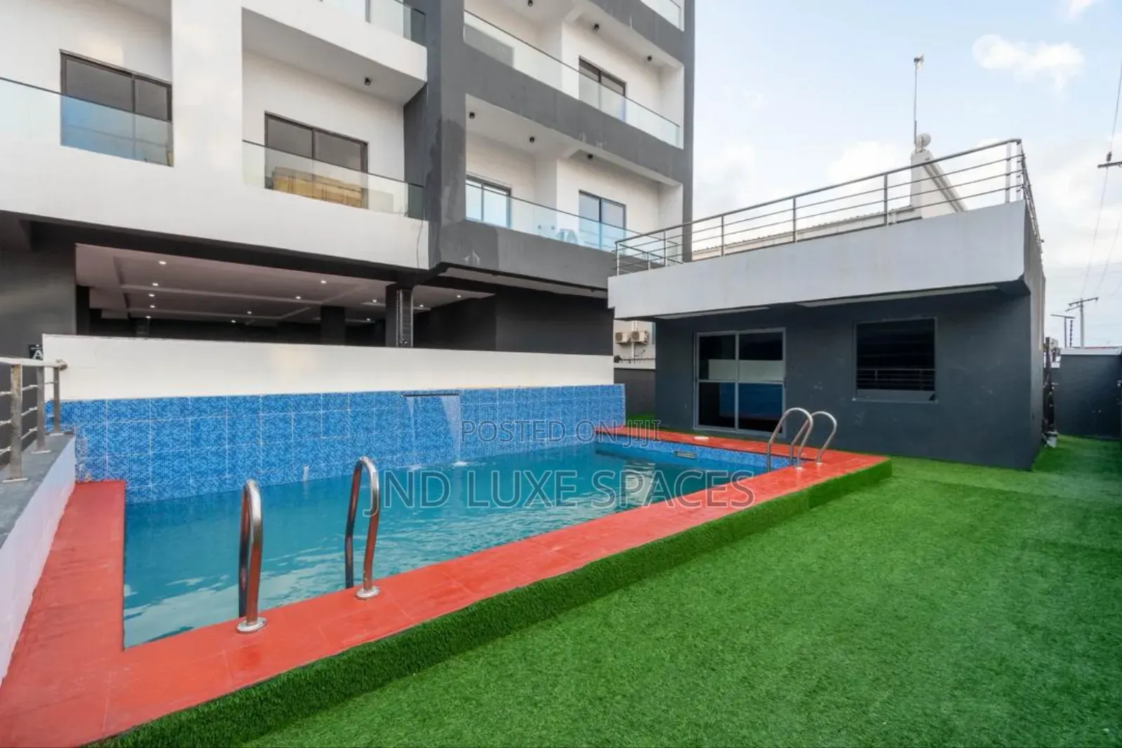 Luxury Cozy 2/3Bedroom Apartment With a Swimming Pool, Snooker Board in Victoria Island