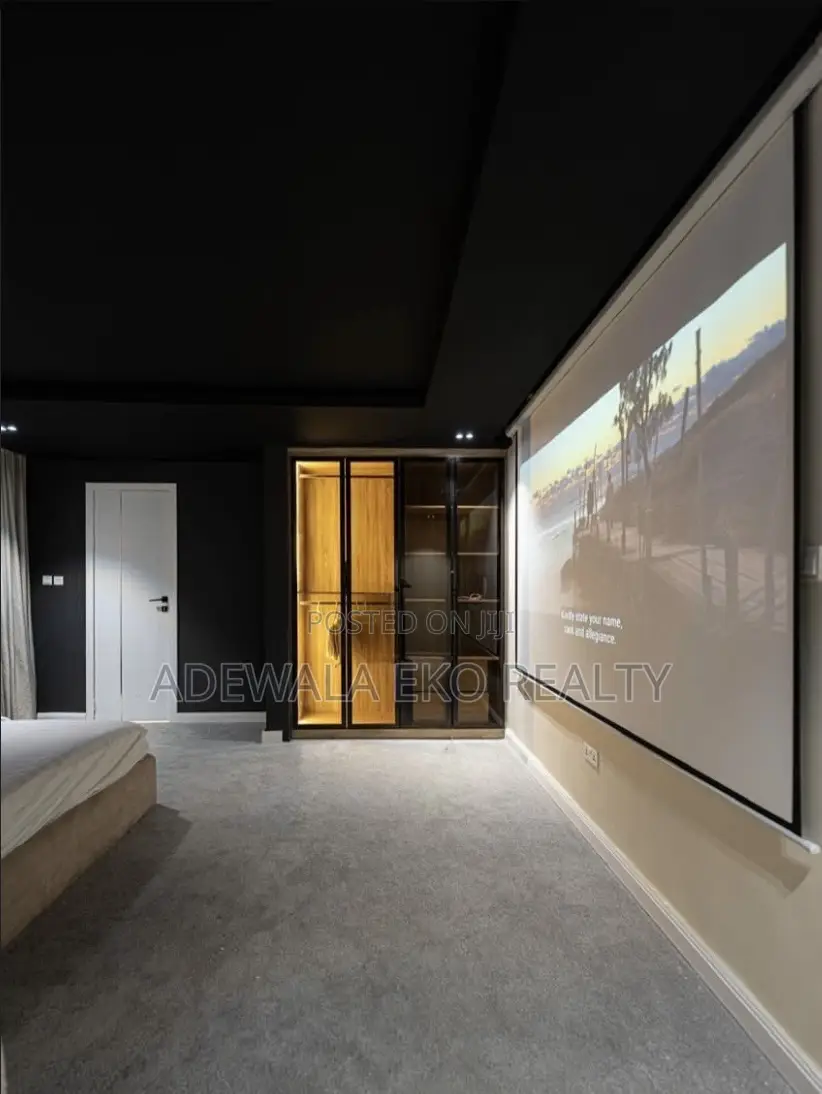 Lux 1-Bedroom Shortlet in Lekki Phase 1 - 85" Cinema TV 24/7 Power. in Lekki Phase 1