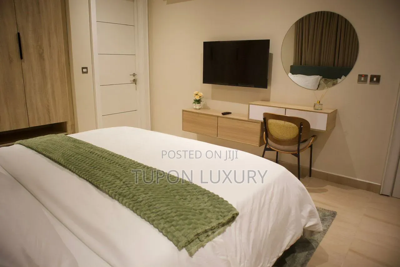 Luxury 3bed in Iconic Towers Vi, With POOL,GYM, PS5, LOUNGE. ETC in Victoria Island Extension