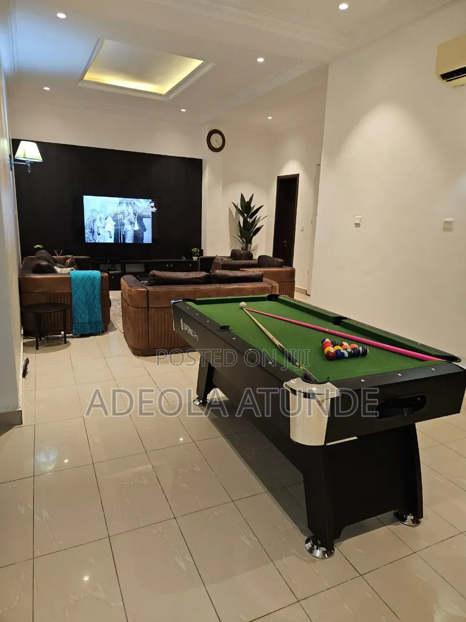 Elegant 2-Bedroom Shortlet in Jahi, Abuja in Jahi