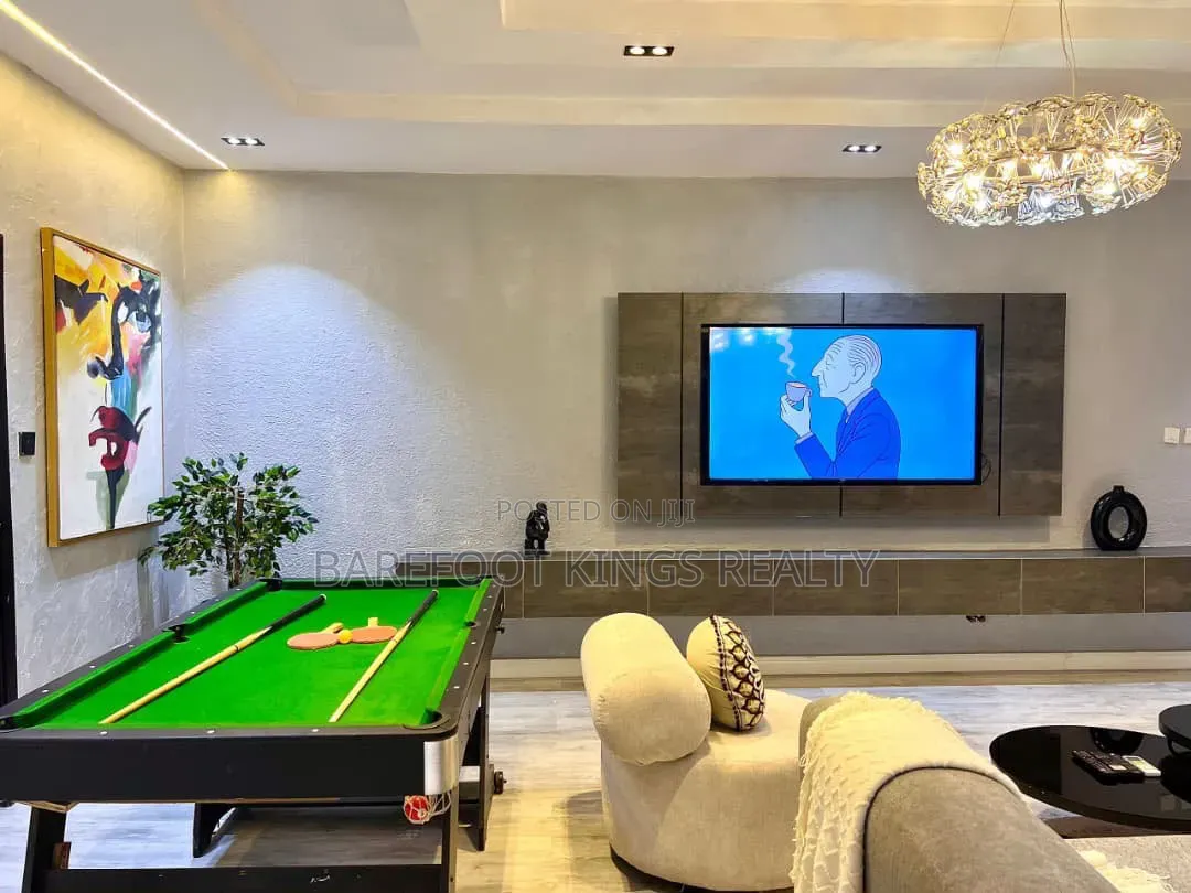 Luxury 3Bedroom Apartment in Lekki Phase 1