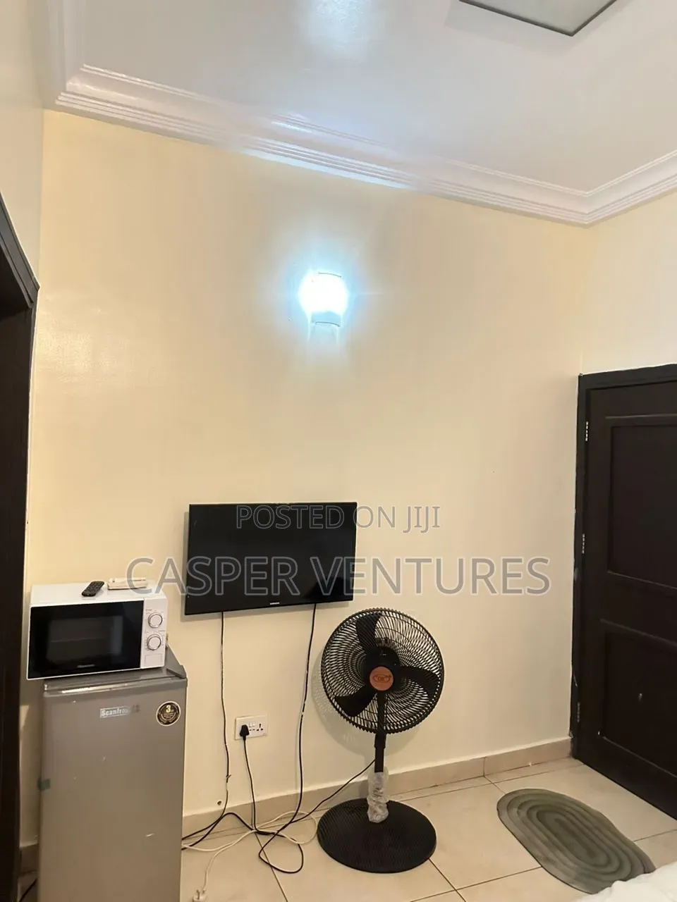 A Cozy Yet Affordable Monthly Apartment in Chevron