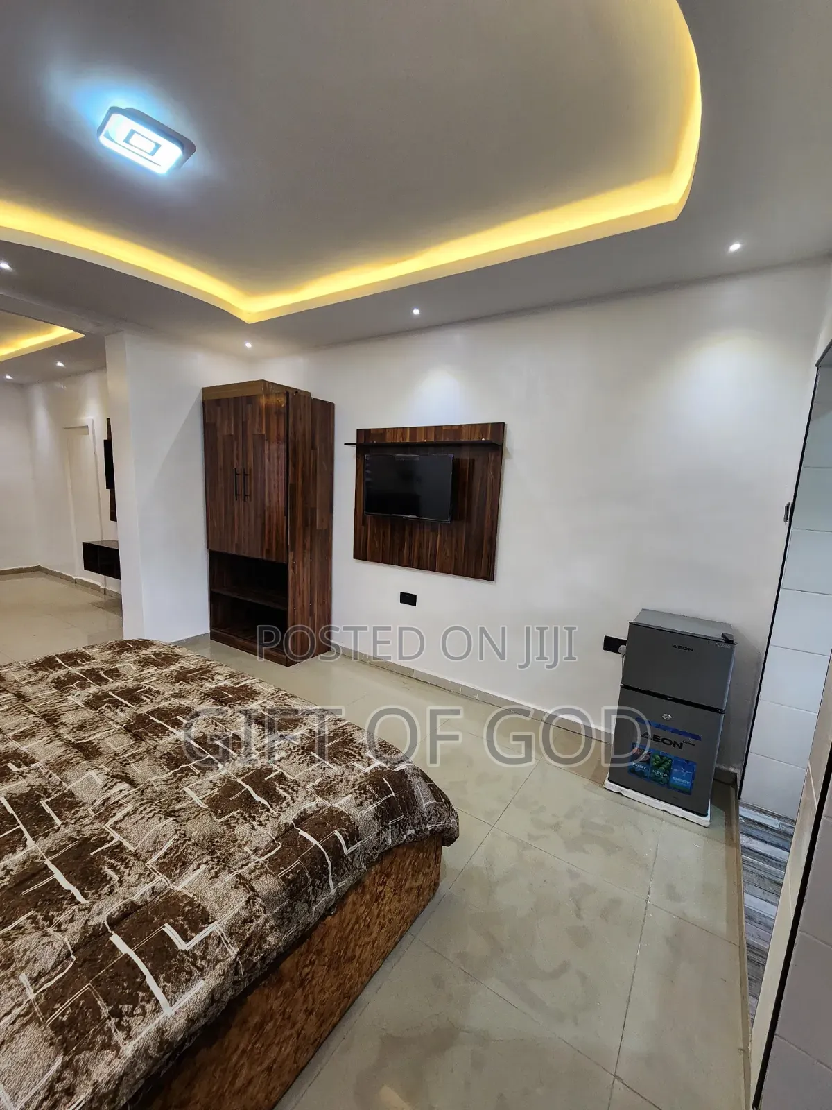 Very Nice Mini One-Bedroom Apartment in Bunkoro