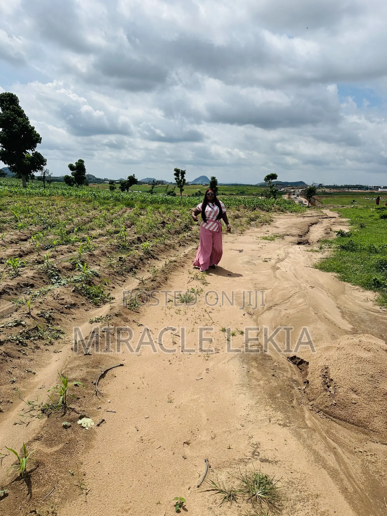 Hutu Exclusive Abuja,Airport Road Hutu in Hulumi