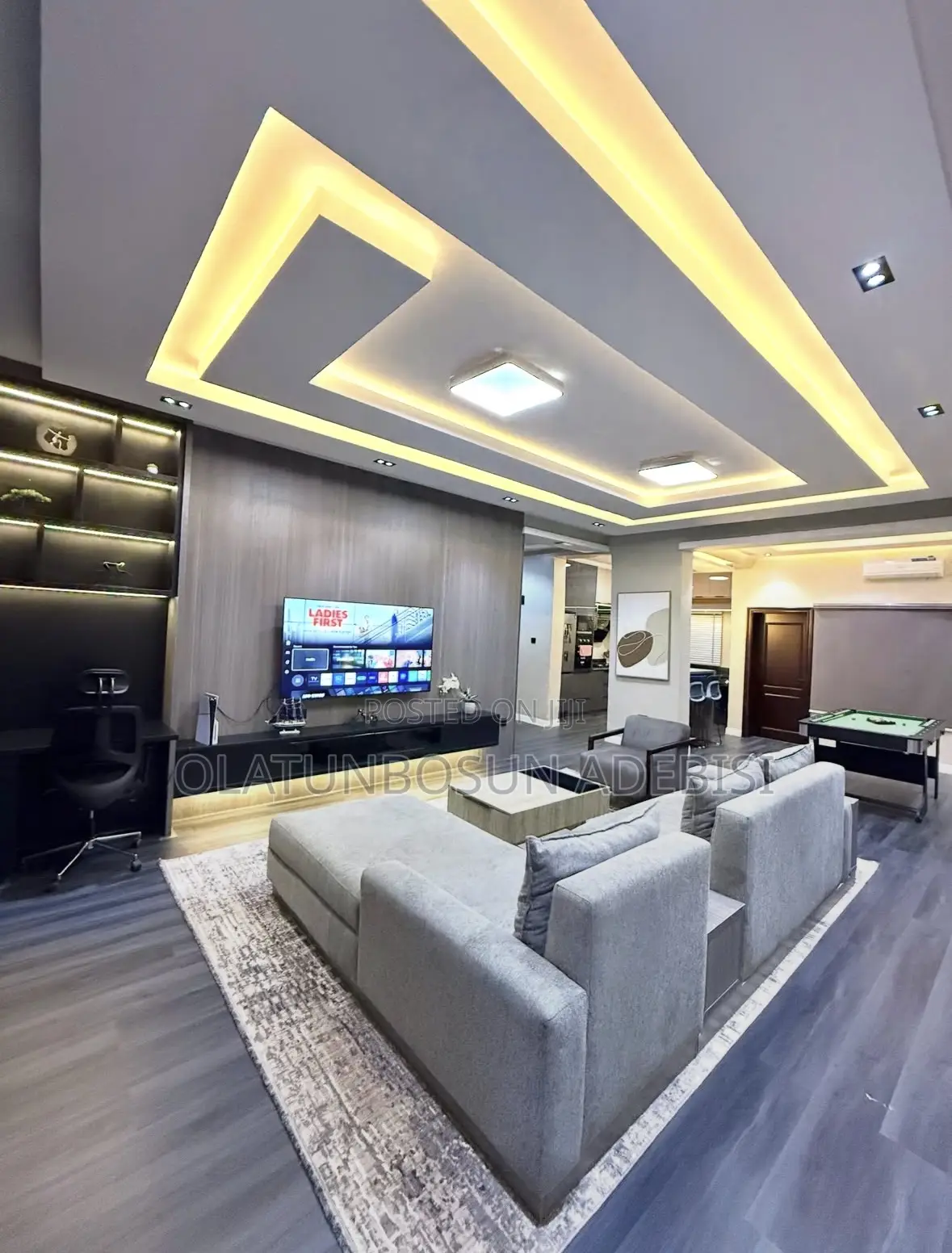 Beautiful 2 Bedroom Apartment Shortlet in Lekki Phase 1