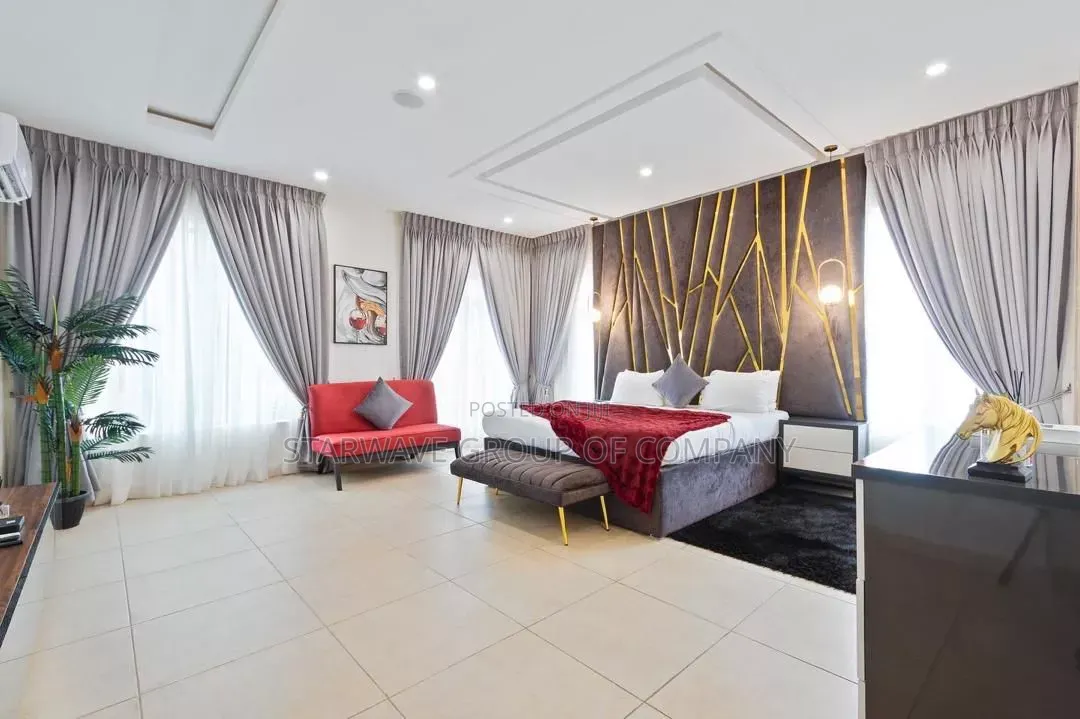 3bedroom Smart Apartment With Snooker and Pool at Oniru in Adeola Odeku