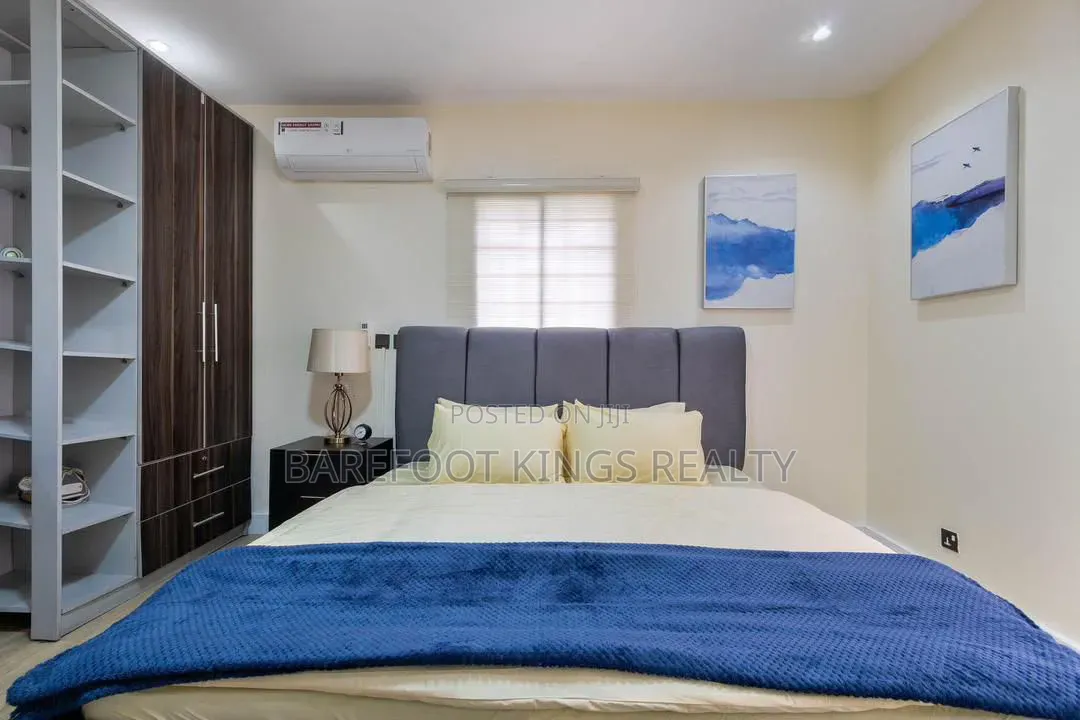 Luxury 2Bedroom Apartment in Lekki Phase 1