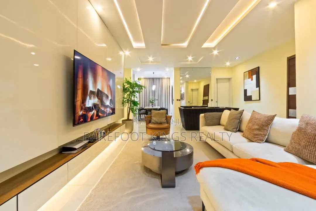 Luxury 2Bedroom Apartment in Lekki Phase 1