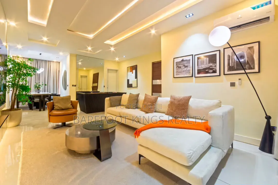 Luxury 2Bedroom Apartment in Lekki Phase 1
