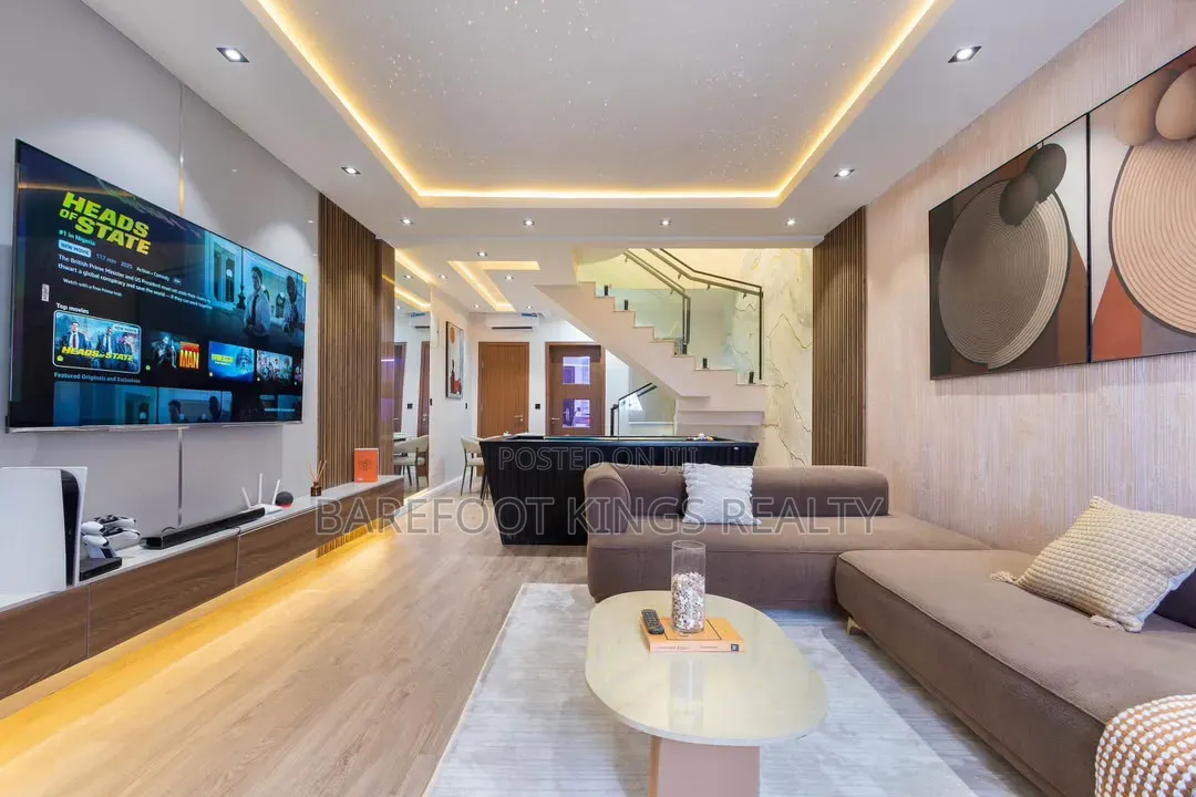 Luxury 2Bedroom Massionate Apartment in Lekki Phase 1