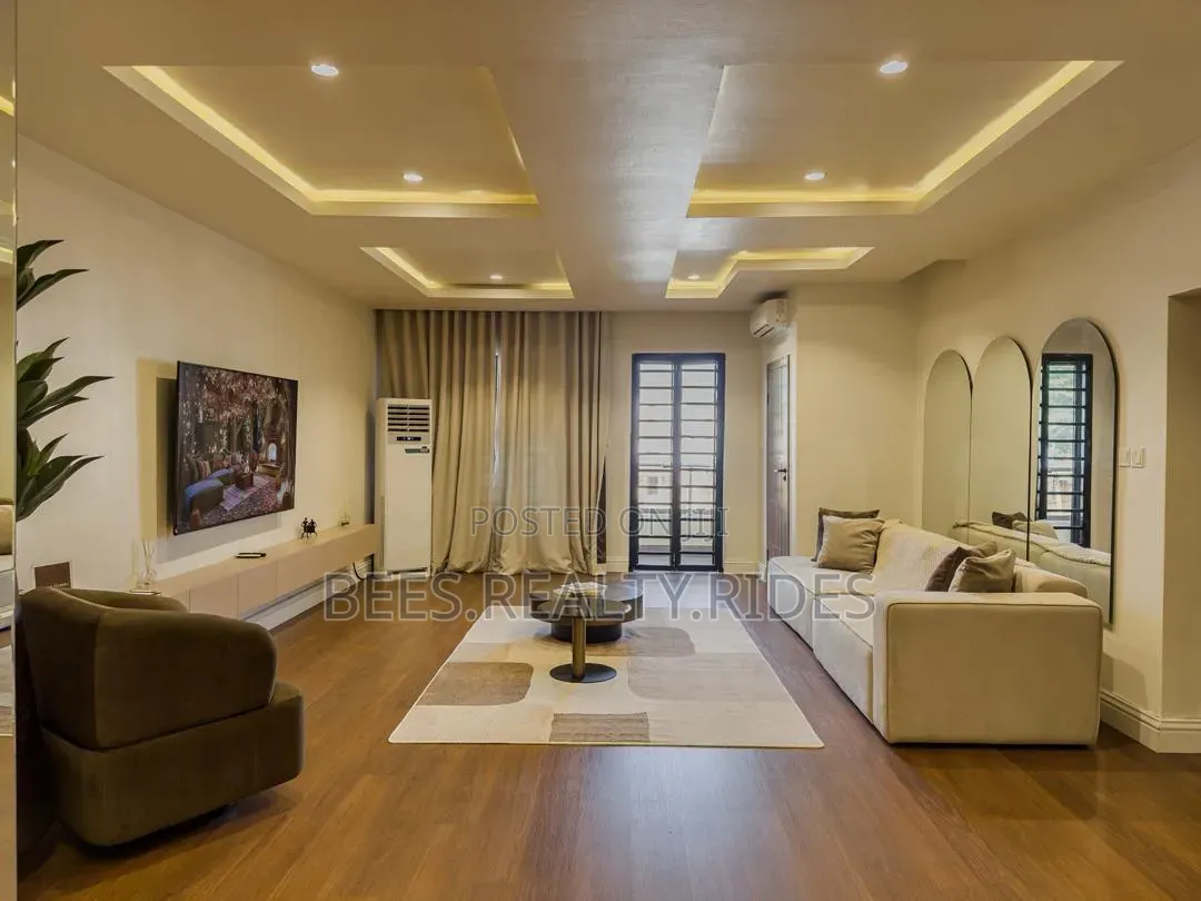 Luxury and Spacious 3BDR With a PS5, Bathtub and Balcony in Victoria Island Extension