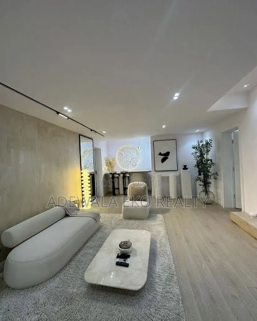 Luxury 1Bedroom Smart Home|Lekki Phase1 - 24/7 Power WiFi in Lekki Phase 1