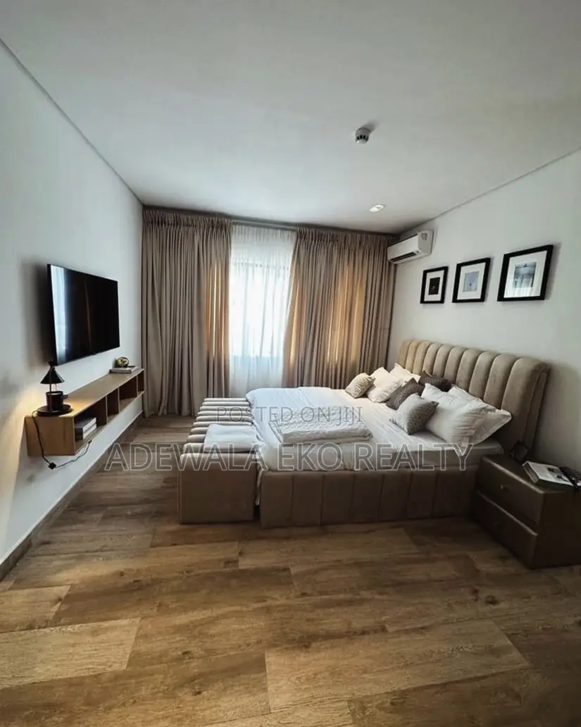 2 Bedroom Shortlet Lekki Phase 1 - in Lekki Phase 1