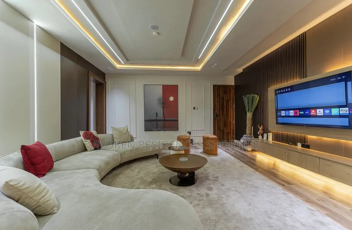 Beautiful Two Bedroom Apartment Shortlet in Lekki Phase 1