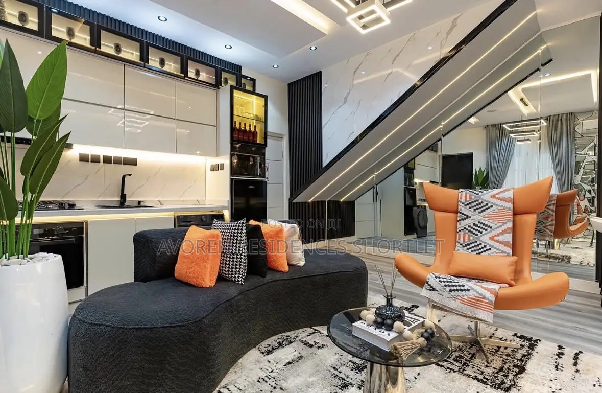 Luxurious One Bedroom Apartment Shortlet in Lekki Phase 1