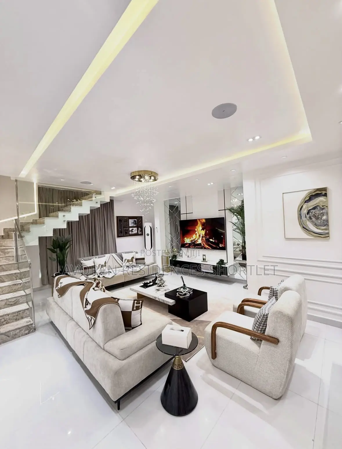 Luxurious 3 Bedroom Shortlet Apartment in Lekki Phase 1
