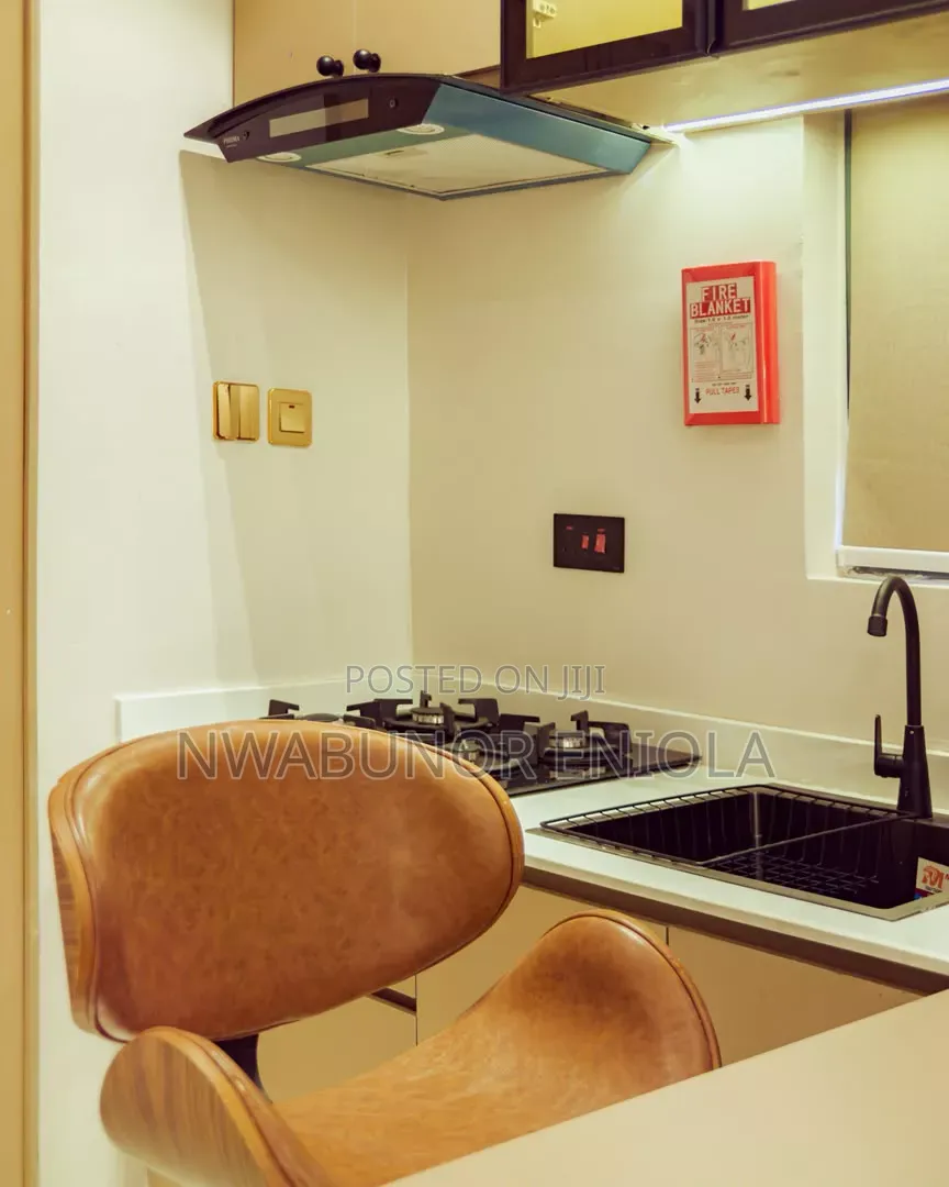Exquisitely Furnished Studio Bedroom Apartment in Surulere in Abraham Adesanya