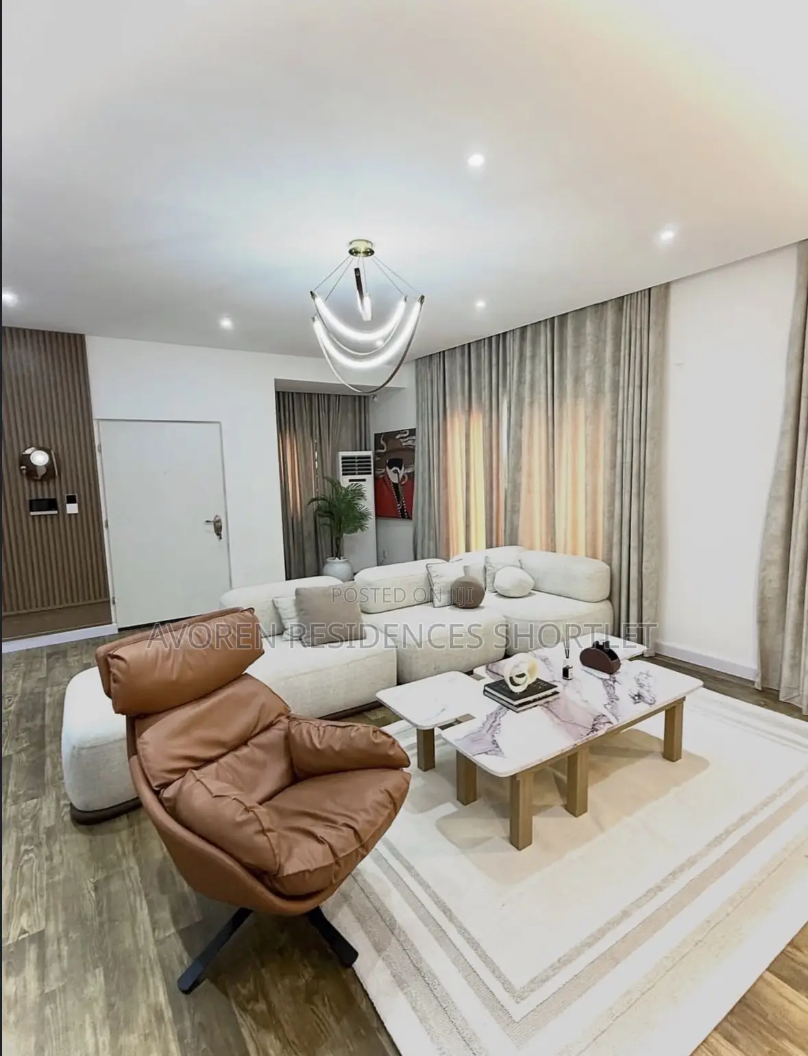 Cozy 3 Bedroom Shortlet in Admiralty Way in Lekki Phase 1