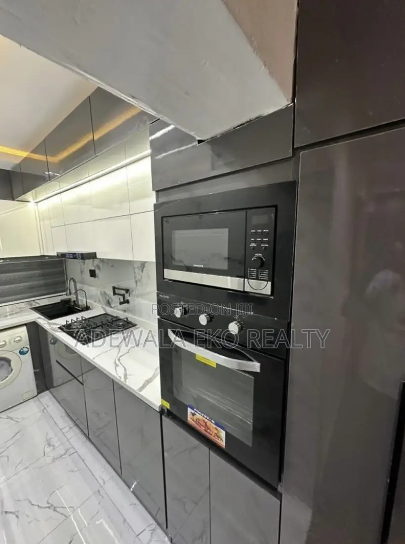 Executive 1Bedroom Allen Ikeja - 24/7power + Solar | 5 Mins to Airport in Allen Avenue