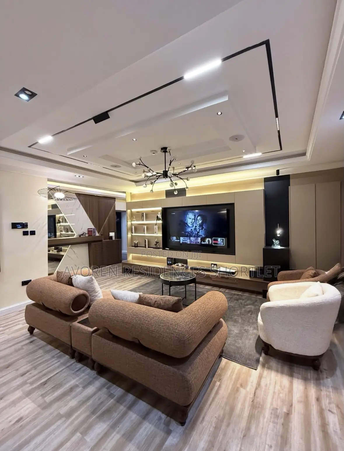 Luxurious 2 Bedroom Apartment Shortlet in Lekki in Lekki Phase 1