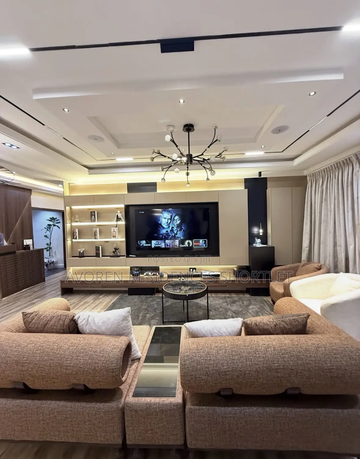 Luxurious 2 Bedroom Apartment Shortlet in Lekki in Lekki Phase 1