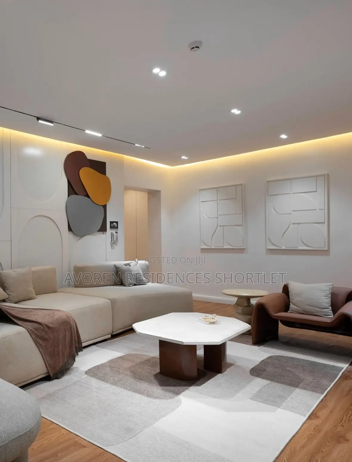 Luxurious Two Bedroom Shortlet in Admiralty Way in Lekki Phase 1